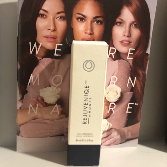 Monat Other - Monat Rejuveniqe Oil